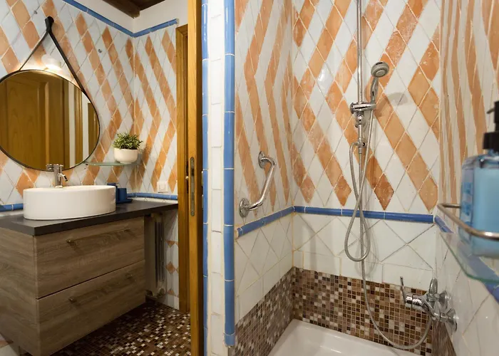 San Peter Borgo 68 Daire